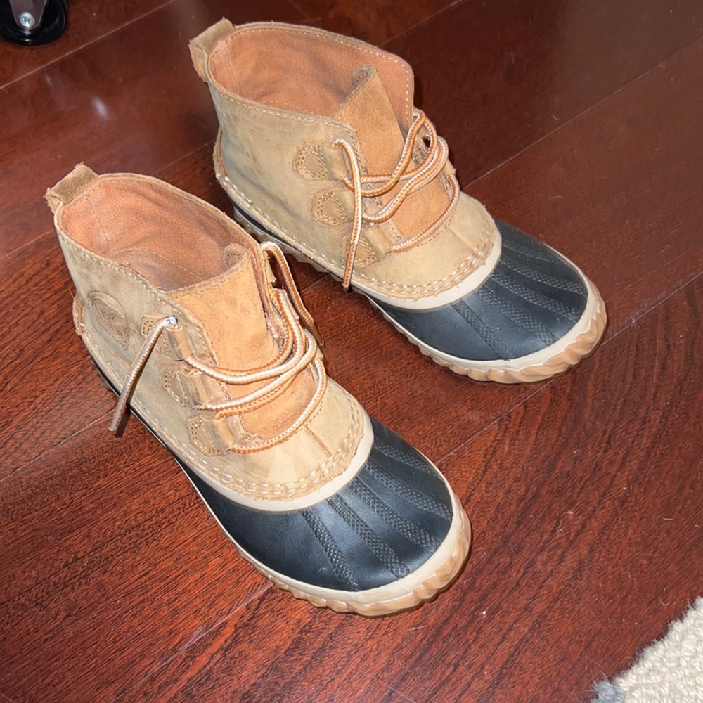 Big Boys sorel snow/rain  boots